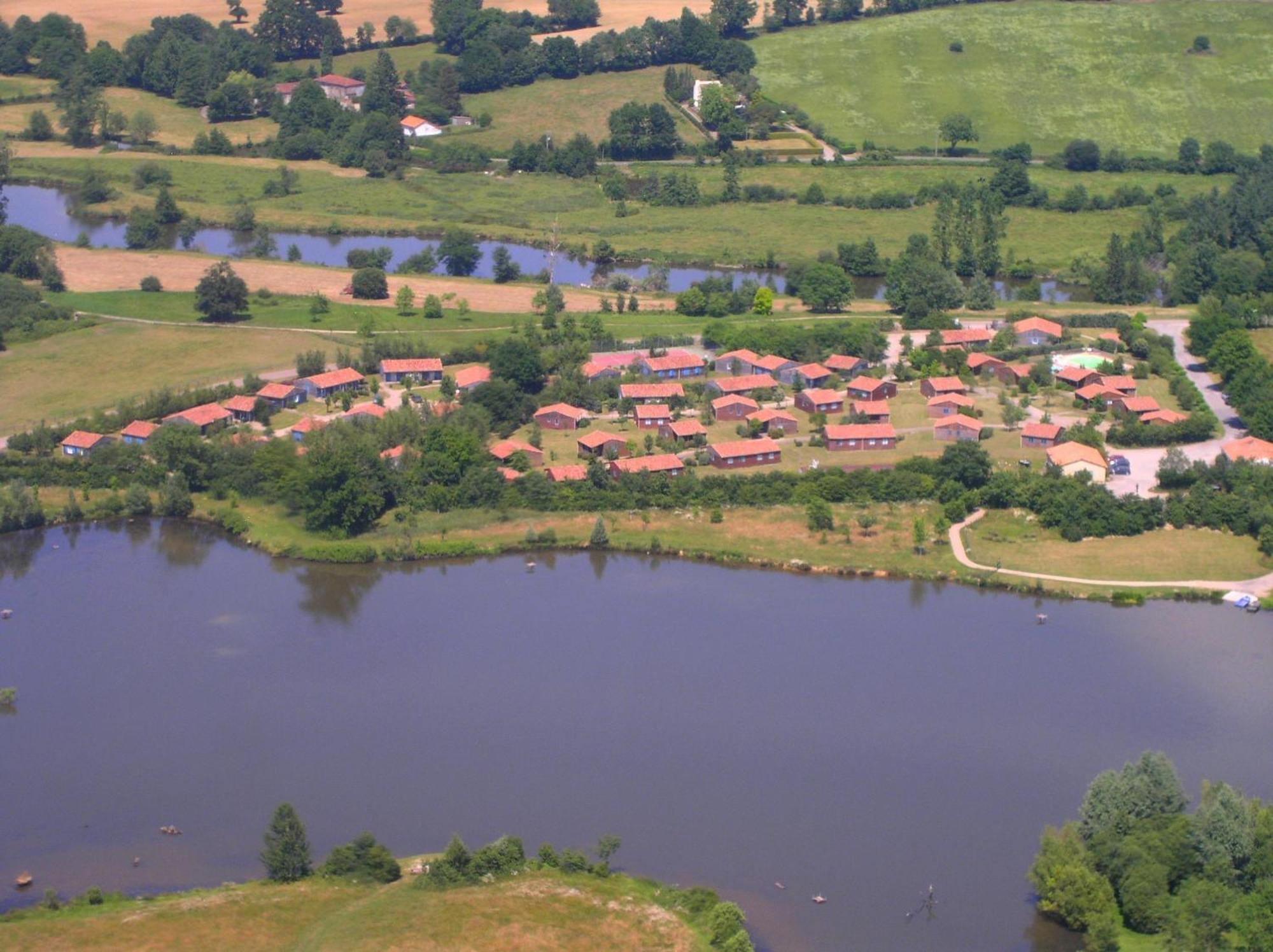 Pescalis Residence Les Maisons Du Lac Moncoutant المظهر الخارجي الصورة